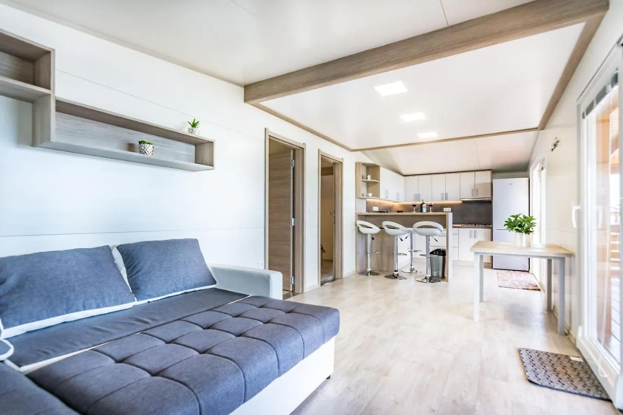 Prázdninový dům Mobile Home Rock Rose 2 Tkon