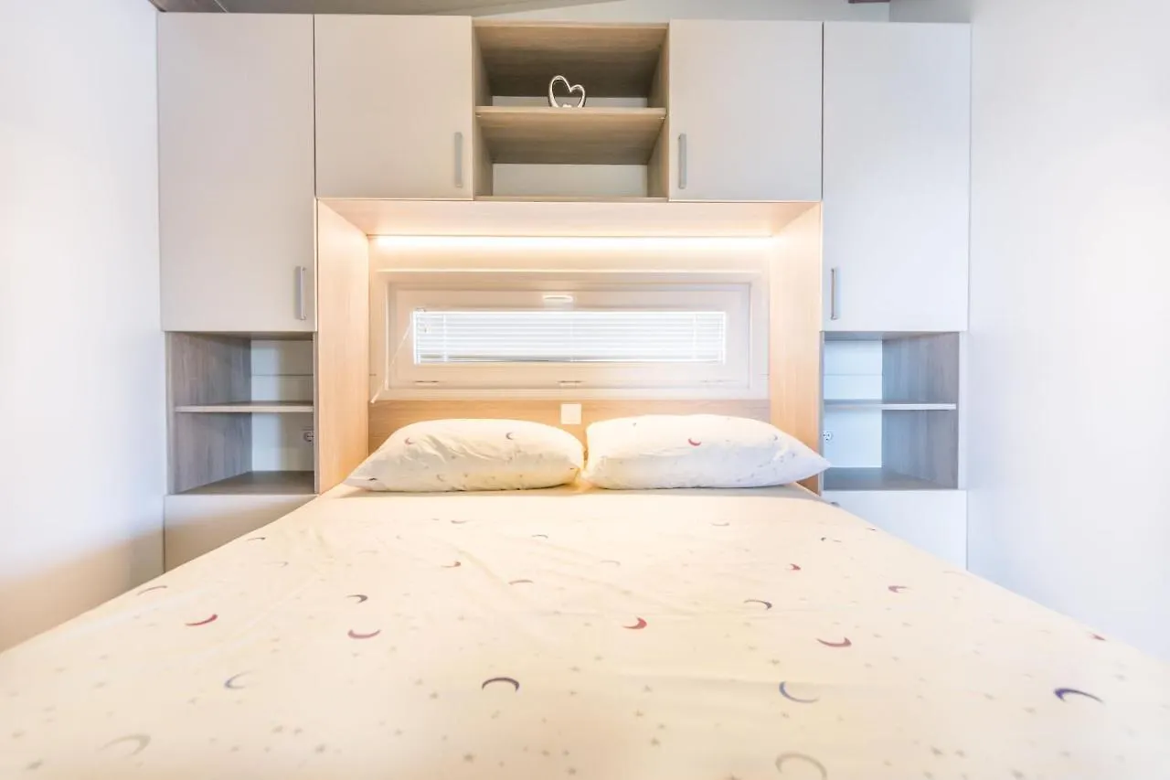 Mobile Home Rock Rose 2 Tkon Croatia